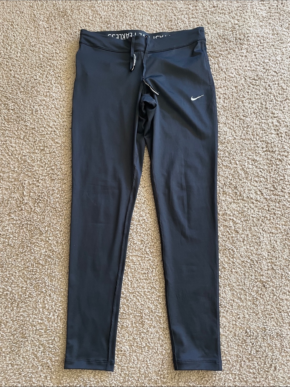 Nike Women’s Black Athletic Leggings with Swoosh